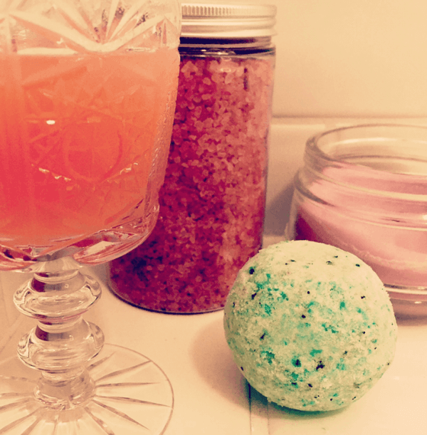 kúpelňová bomba a soľ od Soaphoria, šumivé bomby do kúpeľa